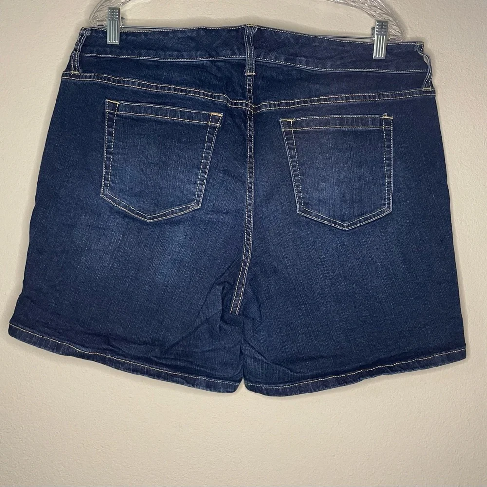 Torrid denim jeans‎ shorts